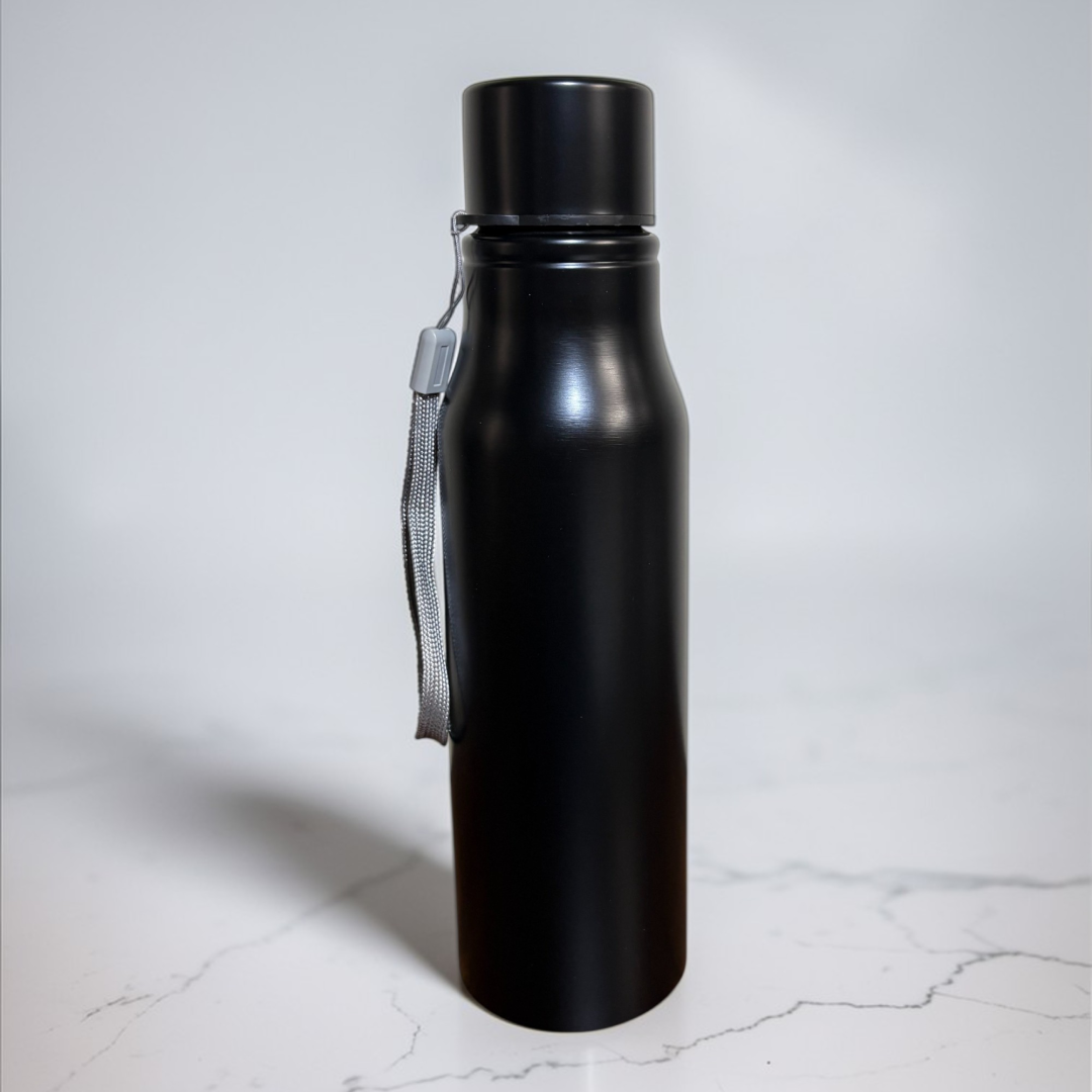 750ml Stainless Steel Water Bottle for Everyday Use.